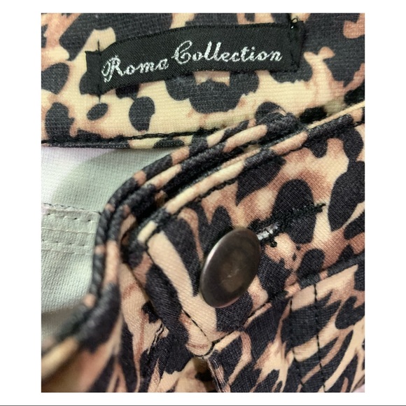2/$25 Roma Collection Jeans Leggings Leopard Animal Print Leggings Jeans Size M - Picture 7 of 13